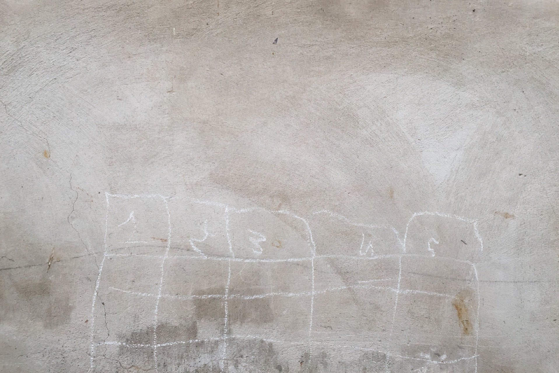 Plaster wall, chalk line drawing